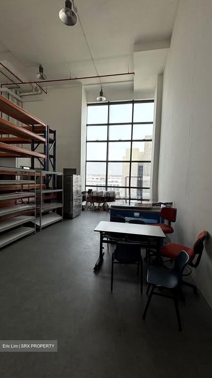Oxley Bizhub (D14), Factory #629204971